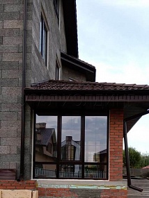 ����������� ���� REHAU